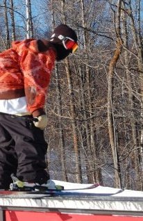 Me skiing