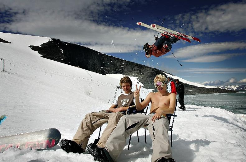 Me taking a Cork720 on telemark