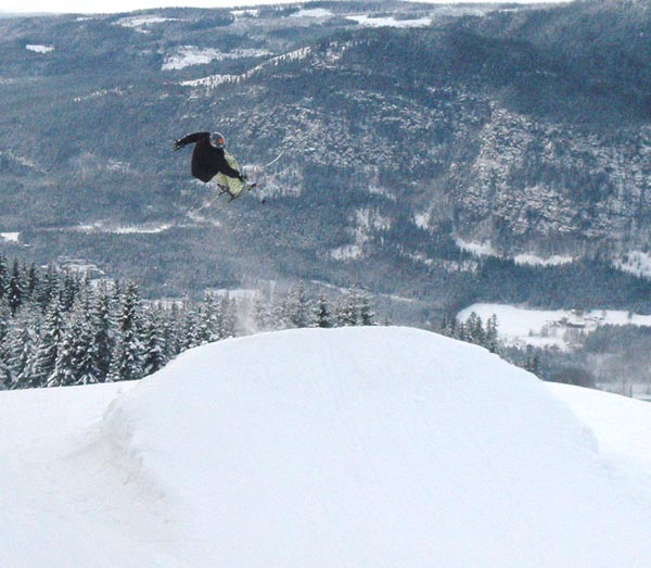 Me throwin a switch cork 5