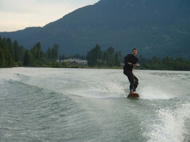 Me wake bording again