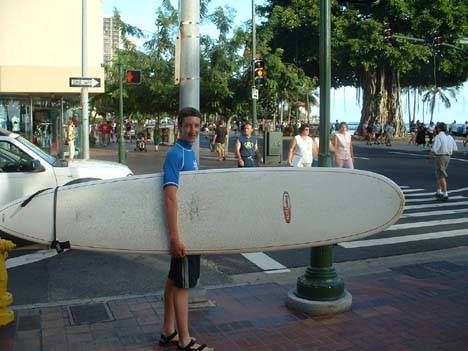 Me with a long bord going to learn to surf
