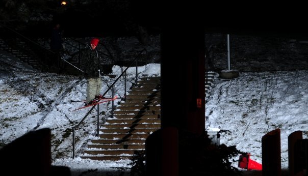 Med center lip slide