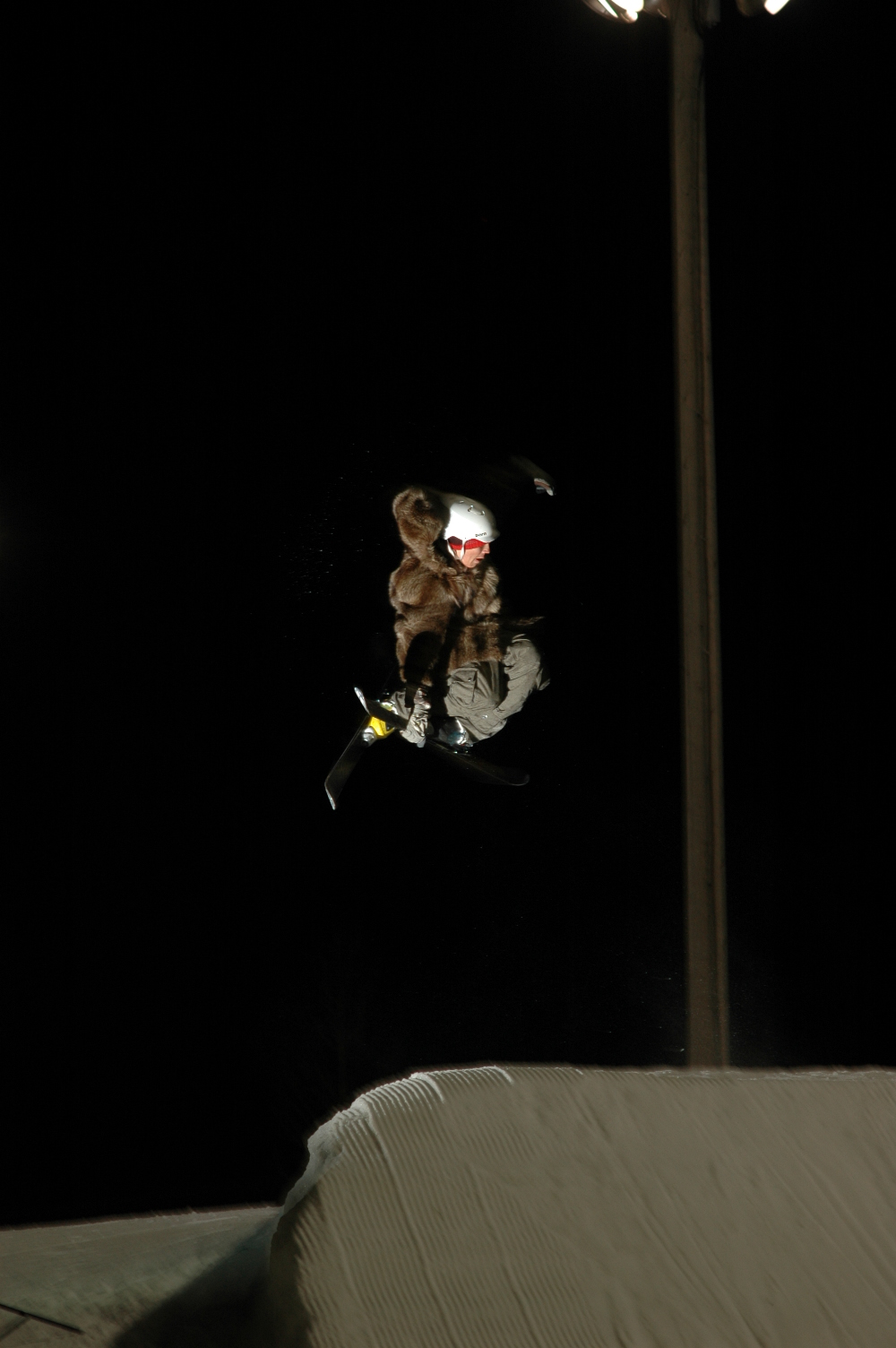 Medium kick at Montjoy