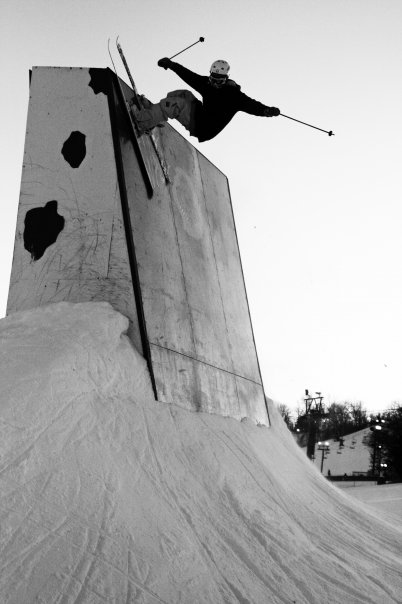 Michael Mamalakis chillin on a wall
