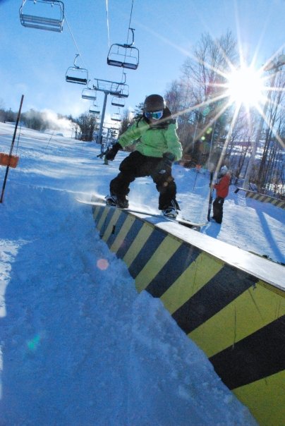 Mike boxing it too !