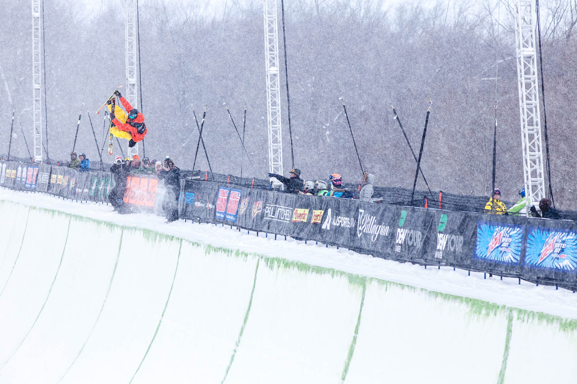 Mike Riddle, 2011 Dewtour