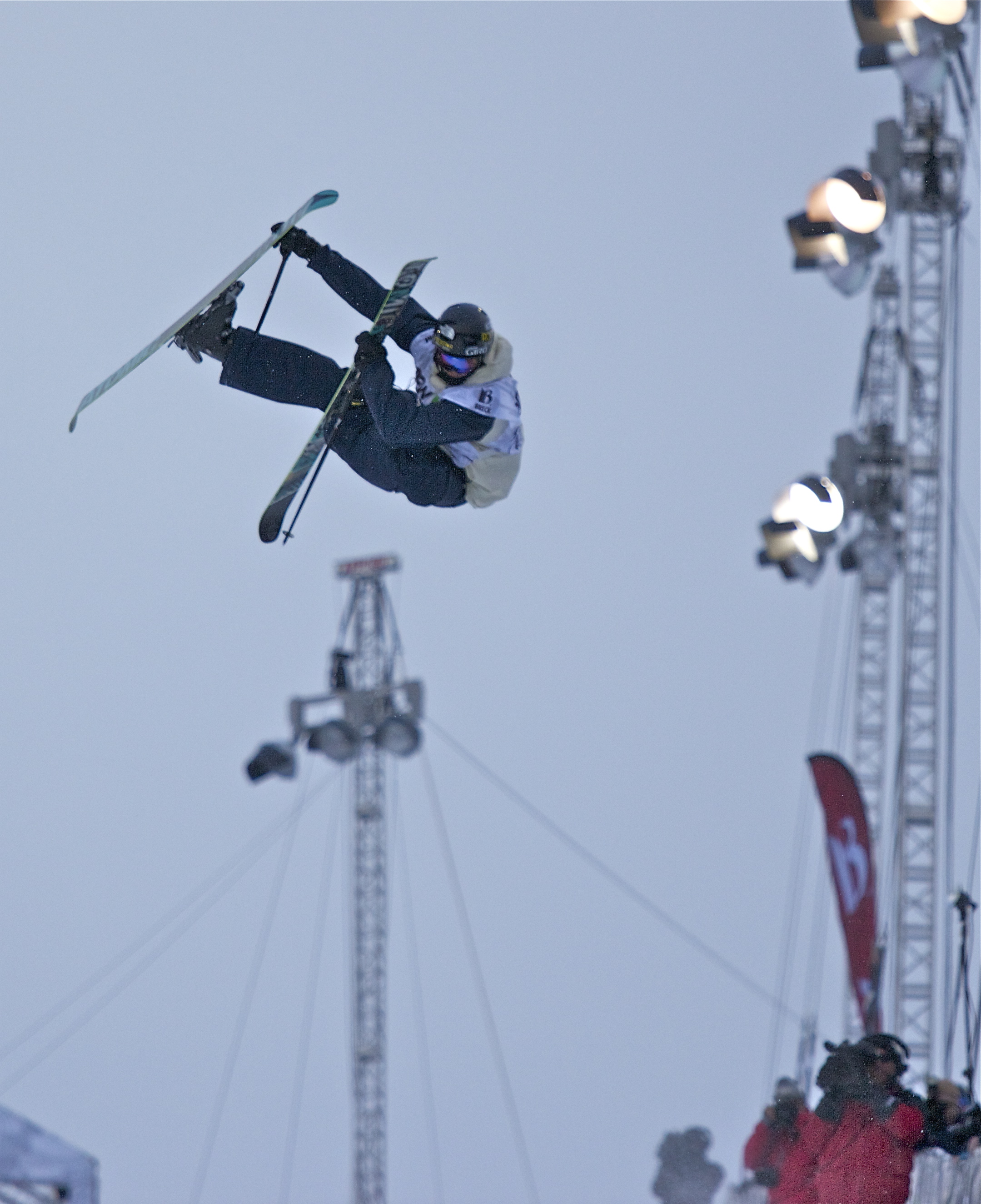 Mike Riddle Bow an Arrow Halfpipe 