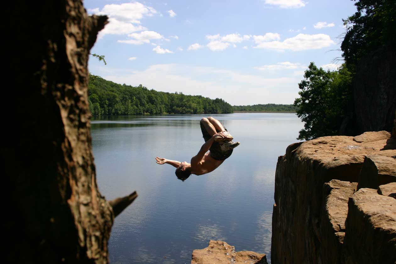 misty 7 mute off a cliff