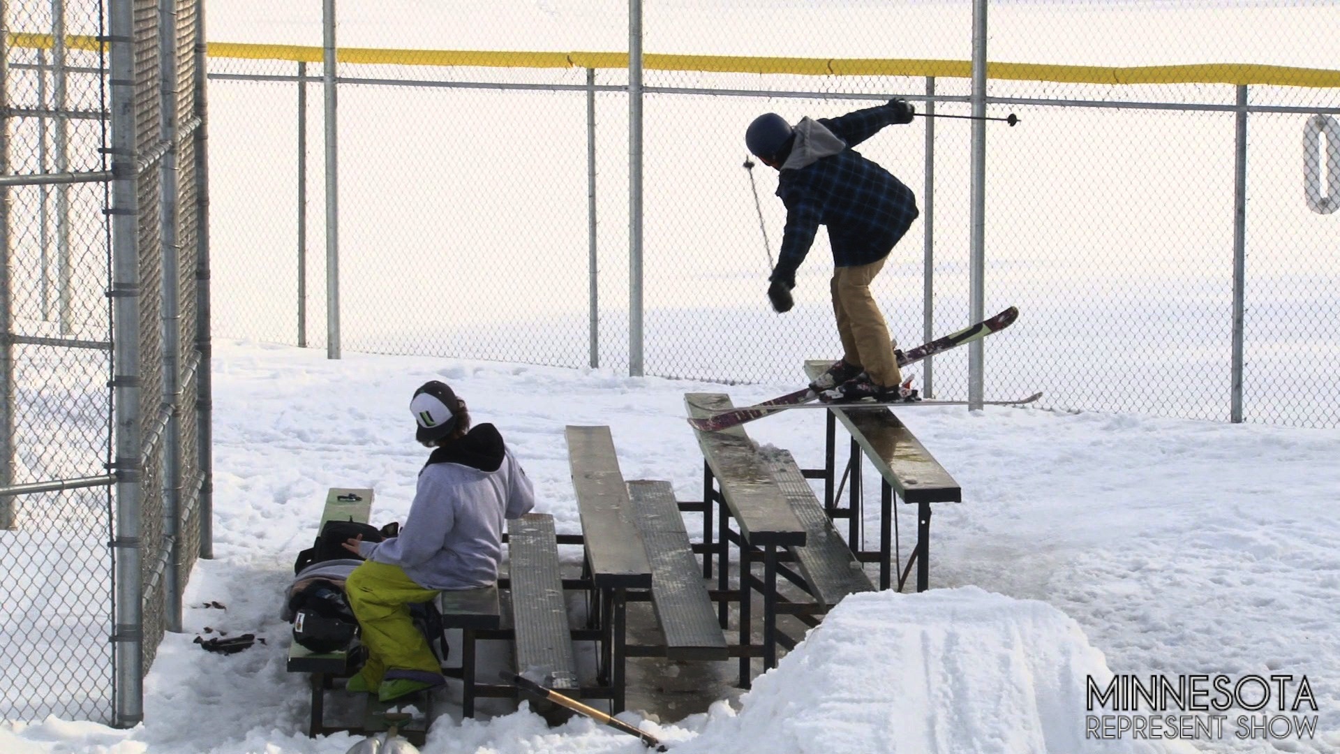 MNREPSHOW Bleechers session