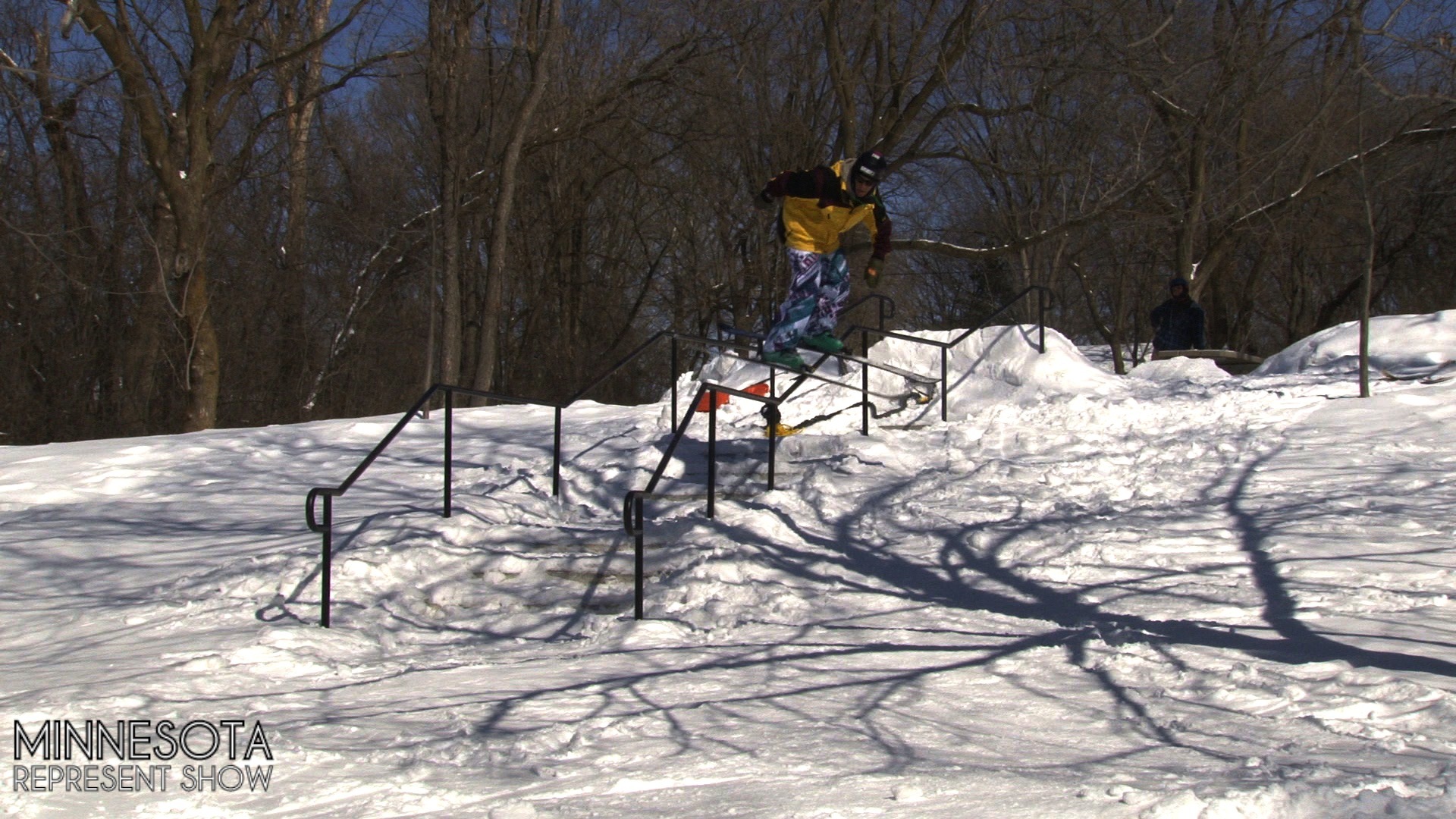 MNREPSHOW Quad side kink handrail