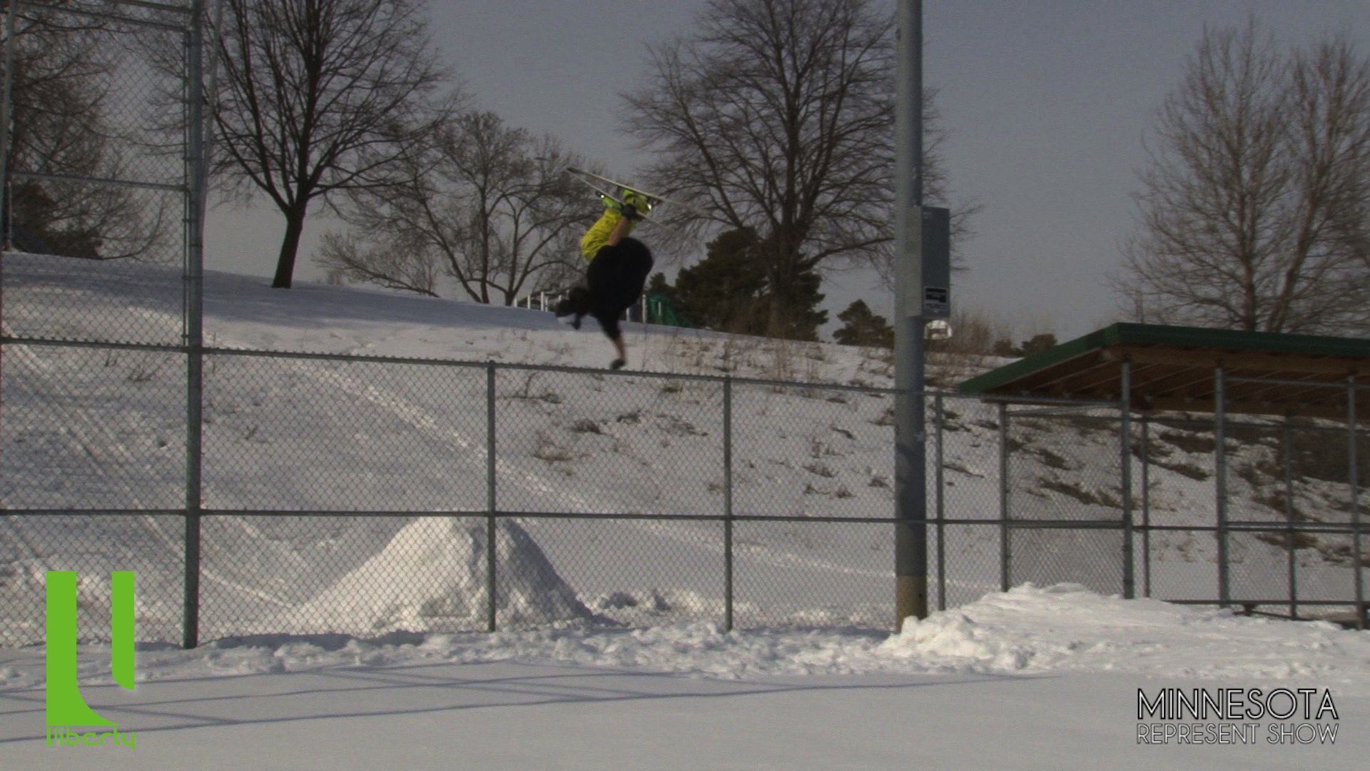 MNREPSHOW Rodeo fence gap