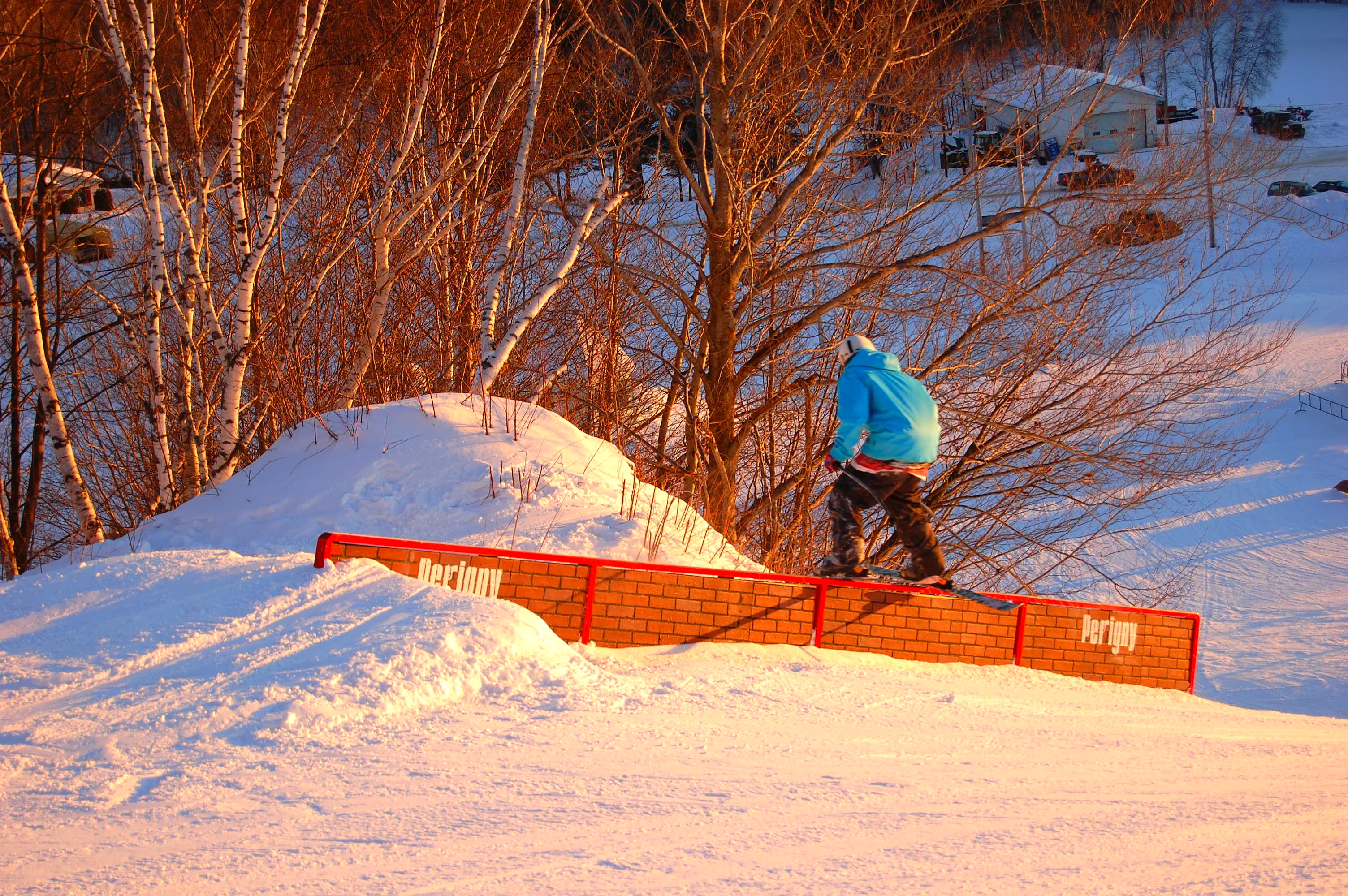 Mont-Carmel down rail