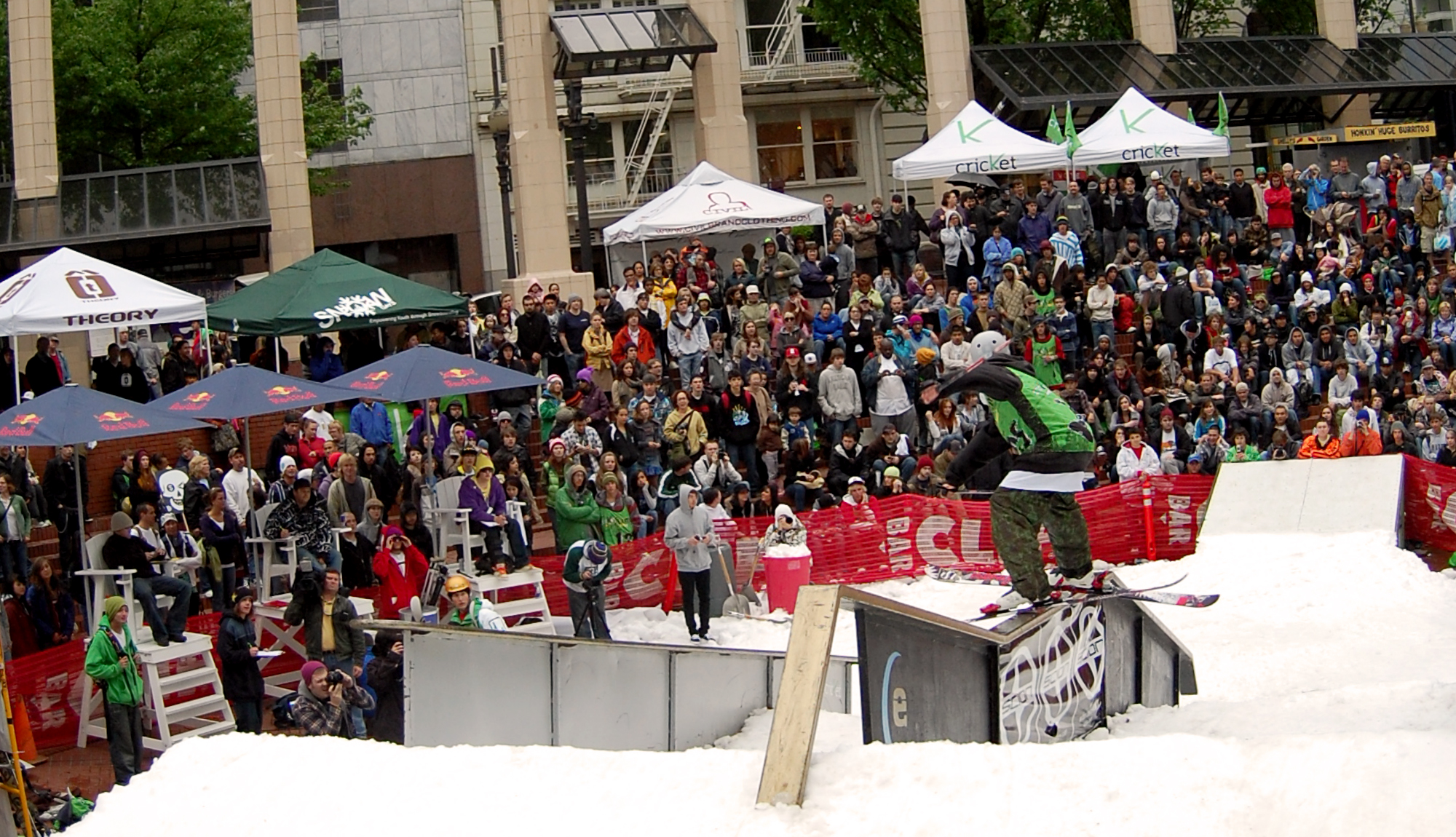 More cricket rail jam