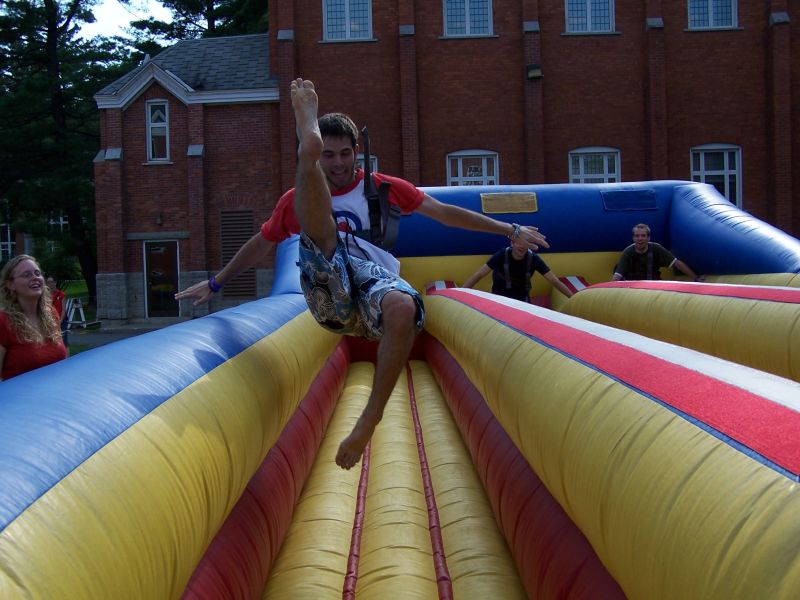 More fun with Bungi cords.