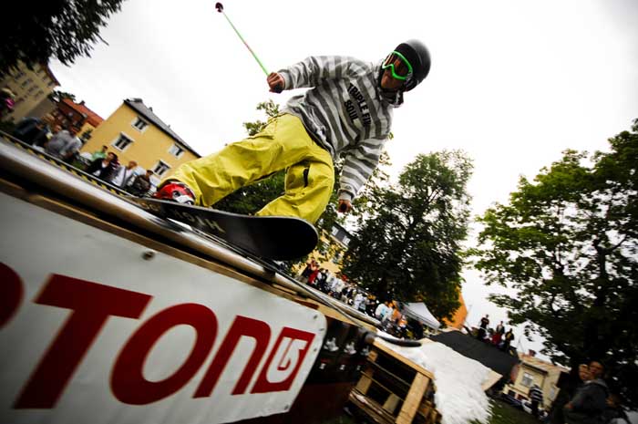 Moyo Back to school bash 2007