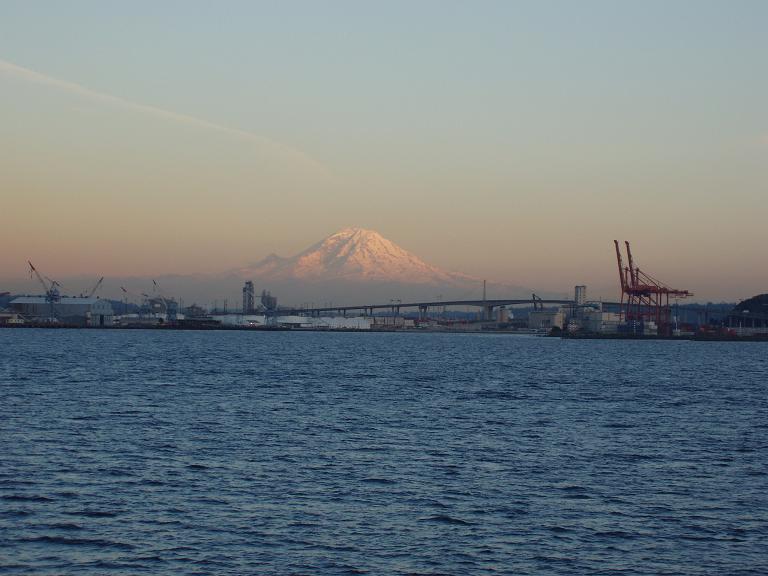 Mt Rainer from the ferri with crane