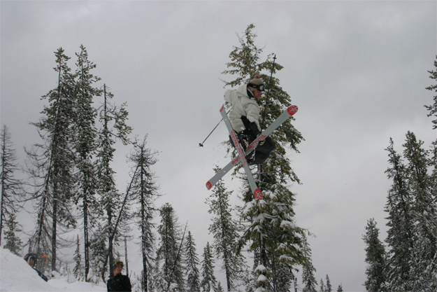 mute over small road gap