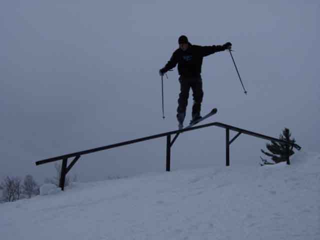 My first time hittin the kink, wasn't expectin to get air over the kink