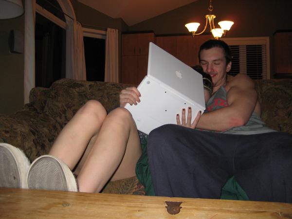 My girlfriend editing my video part