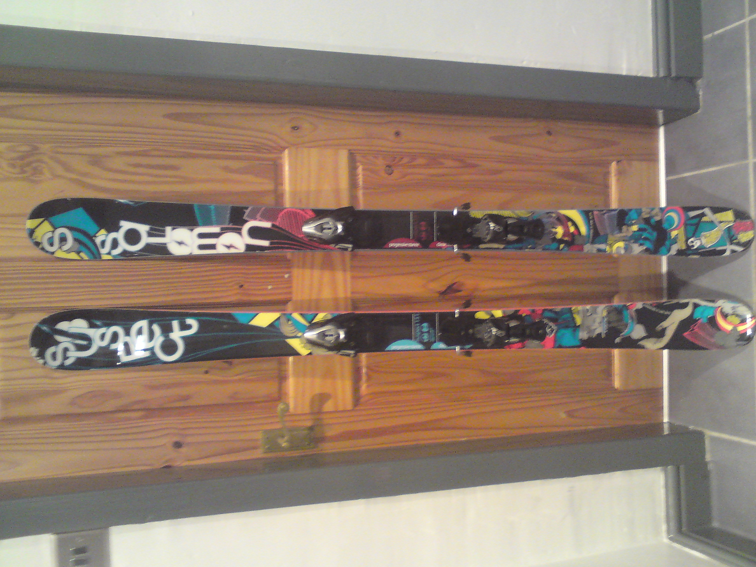 My new 09 salomon suspects