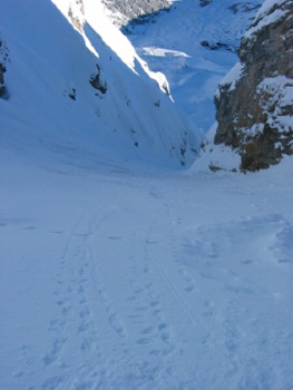 New Years day First run in Petit Couloir (first tracks)