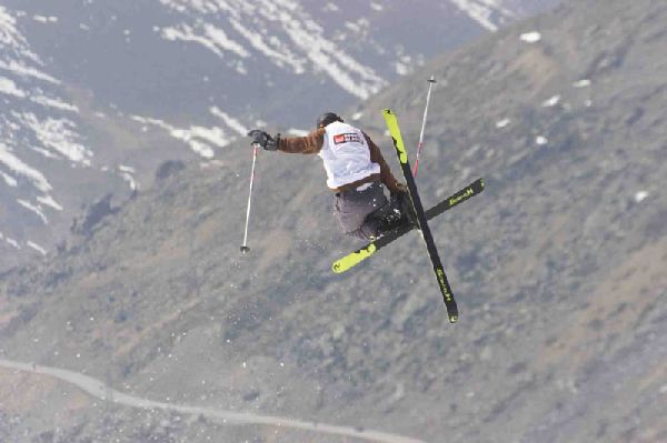 Nice mutegrab on spine