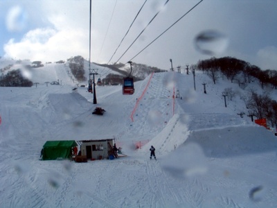 Niseko Hirafu event!!! Big table top next Big Quarter pipe!!