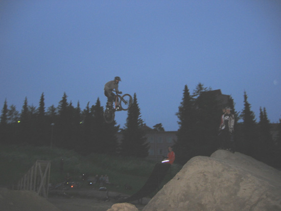 NitebashÂ´nÂ´Helsinki. (that was a sick jump)