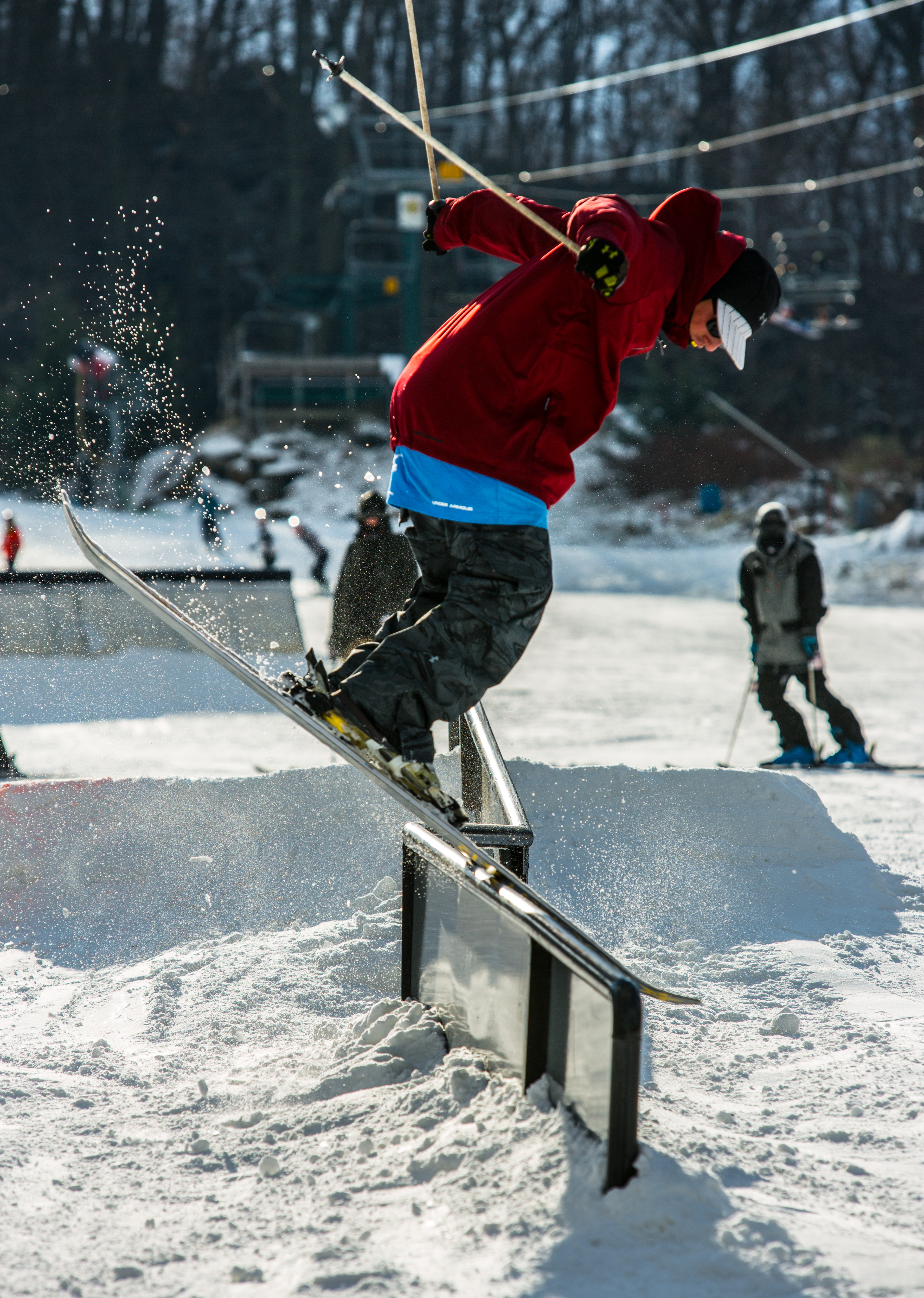 Nose on the Kink Bow