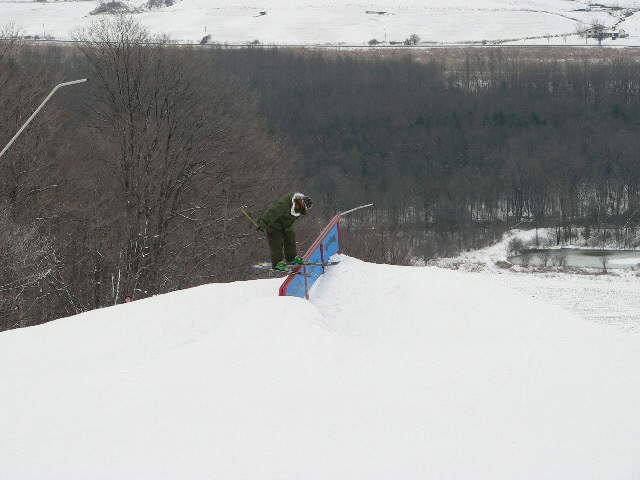 nose press the up rail