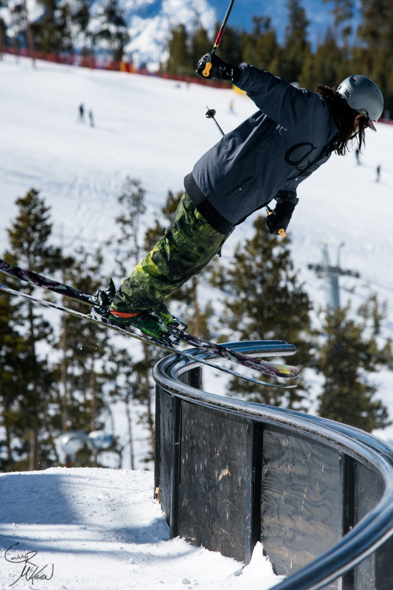 Nose pressin' the S Rail at Keystone