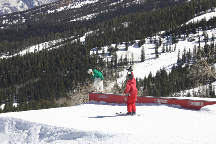 NOSEPRESS follow-cam