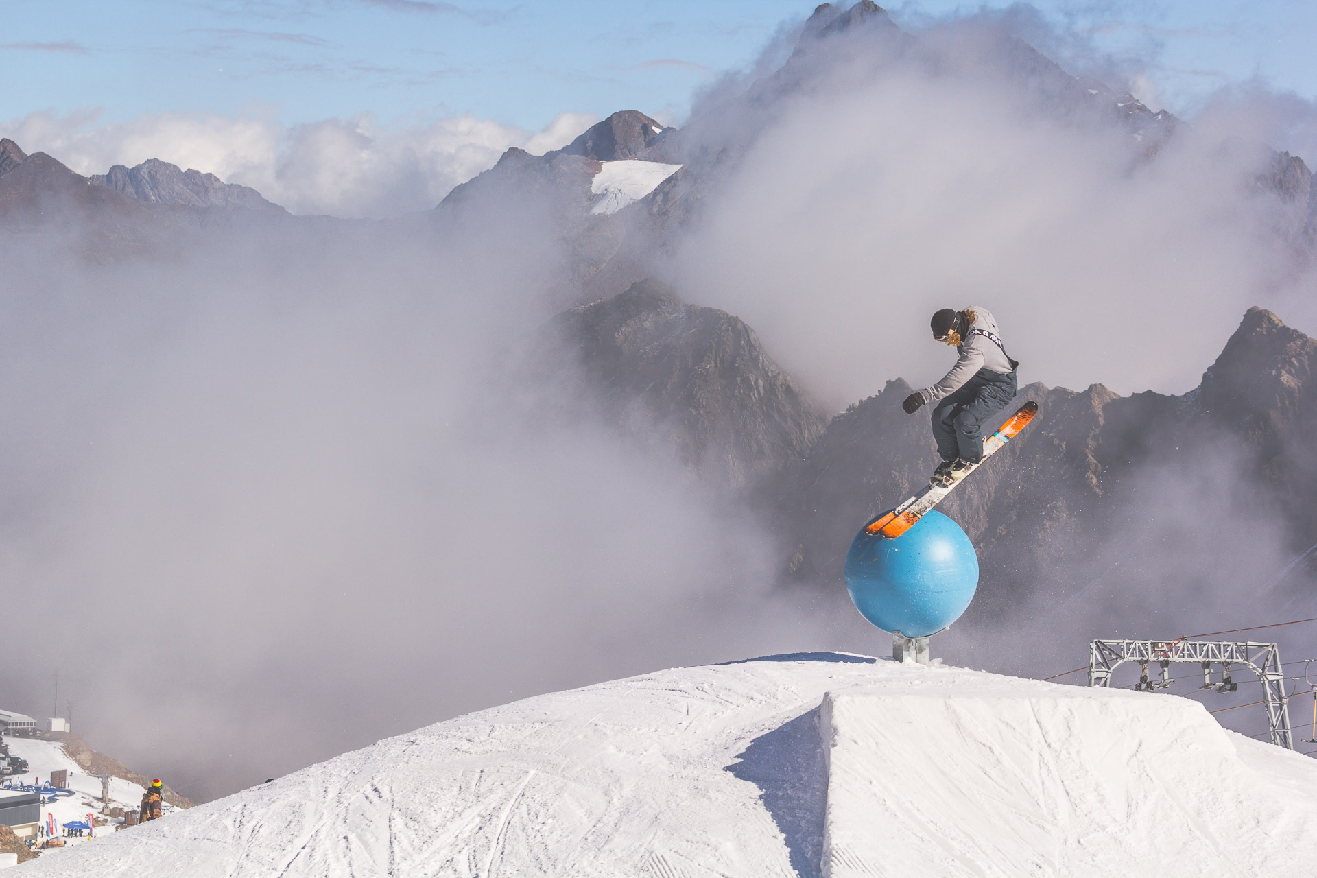 Nosetap Over The Clouds