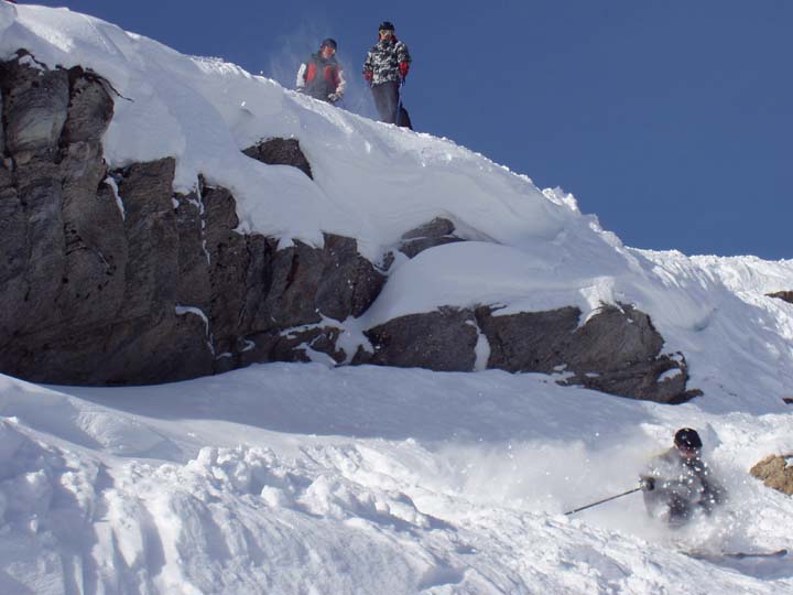 Nov 20th, one week after opening... Not bad, not bad at all