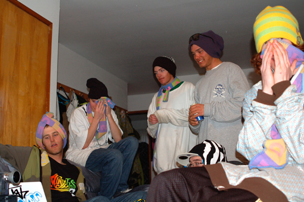 NS scarfs... or scarves?!?