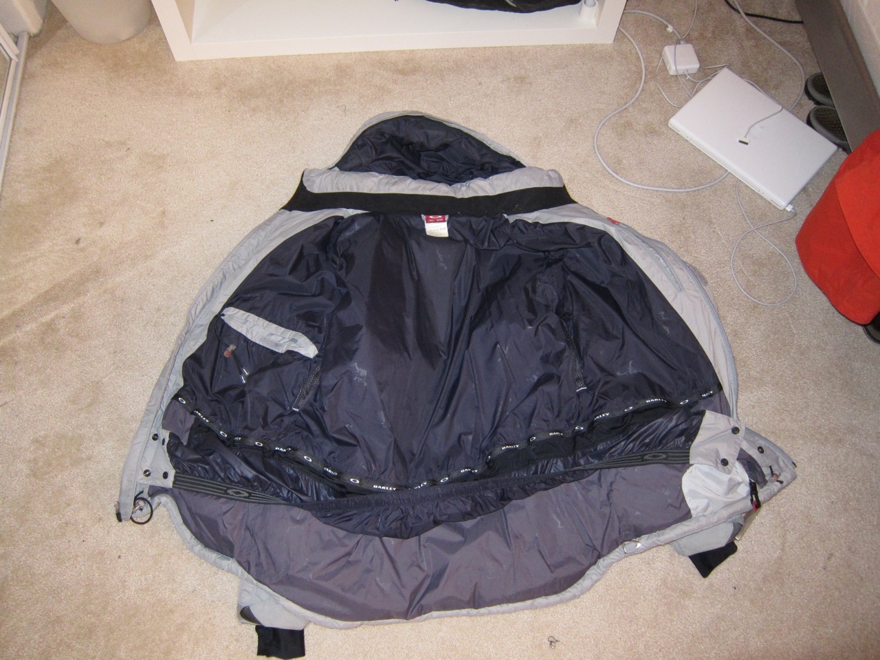 O Jacket Inside