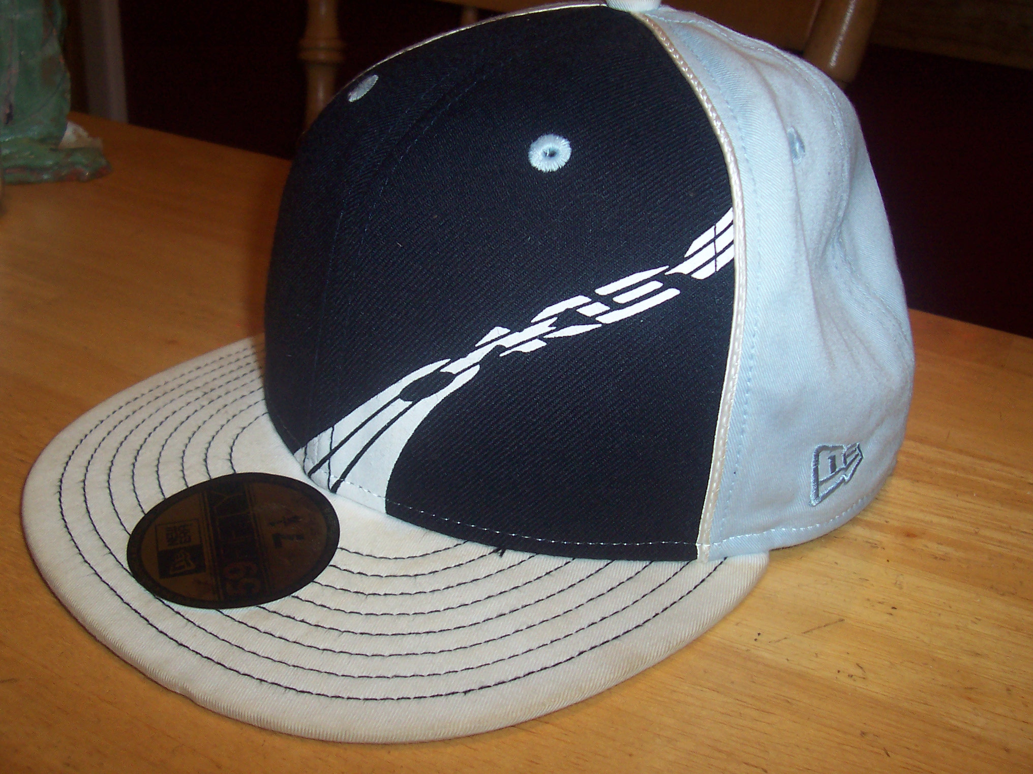 Oakley hat