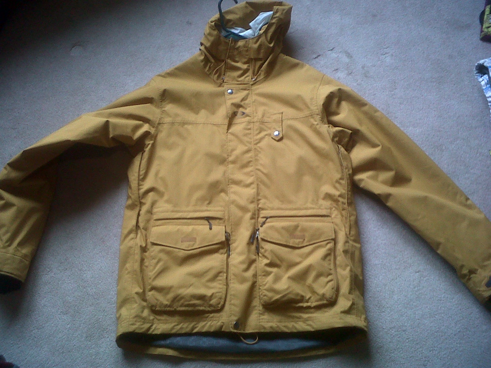 OAKLEY JACKET FOR SALE, CHECK THREAD