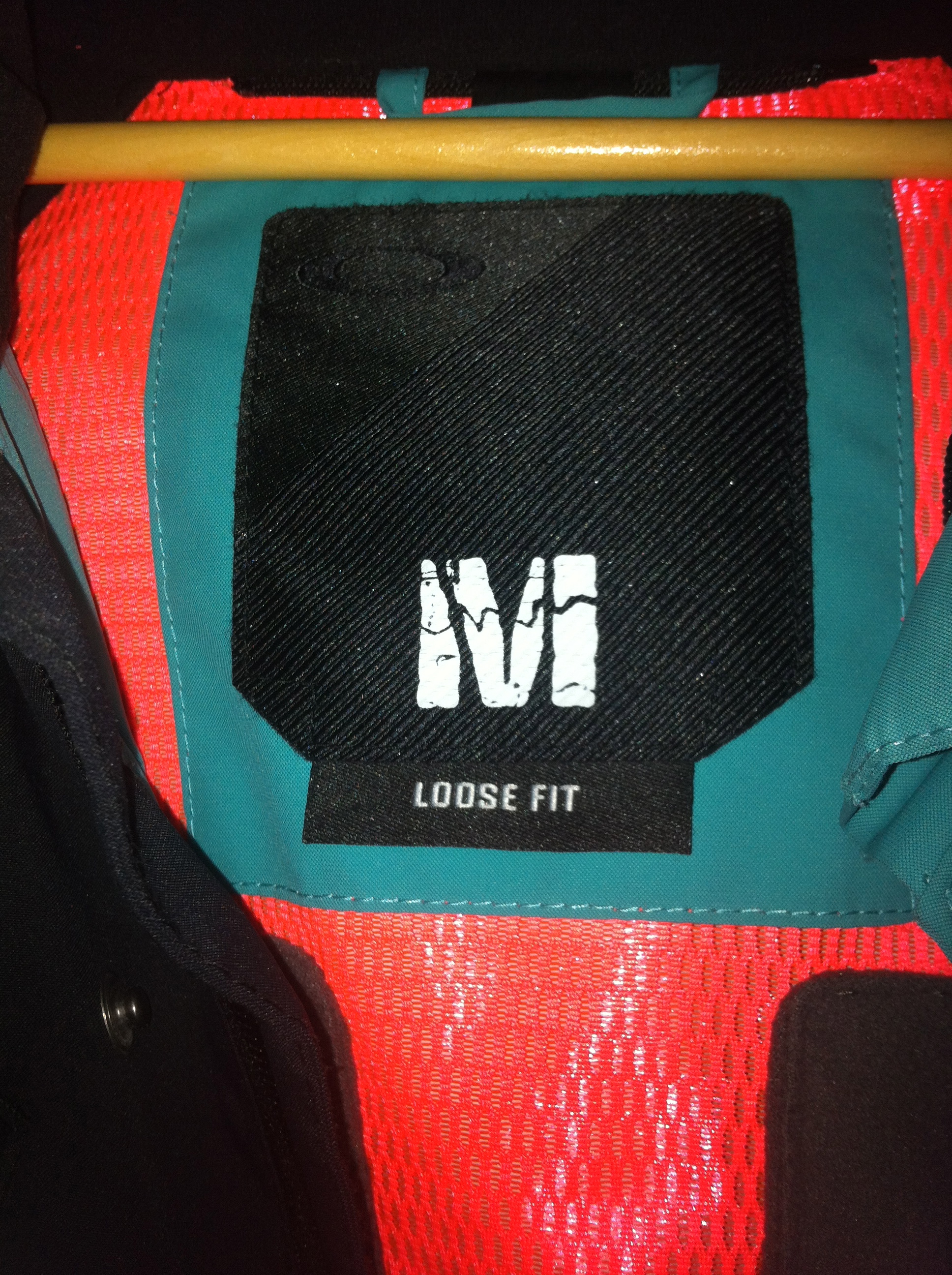 Oakley Loose Fit Medium