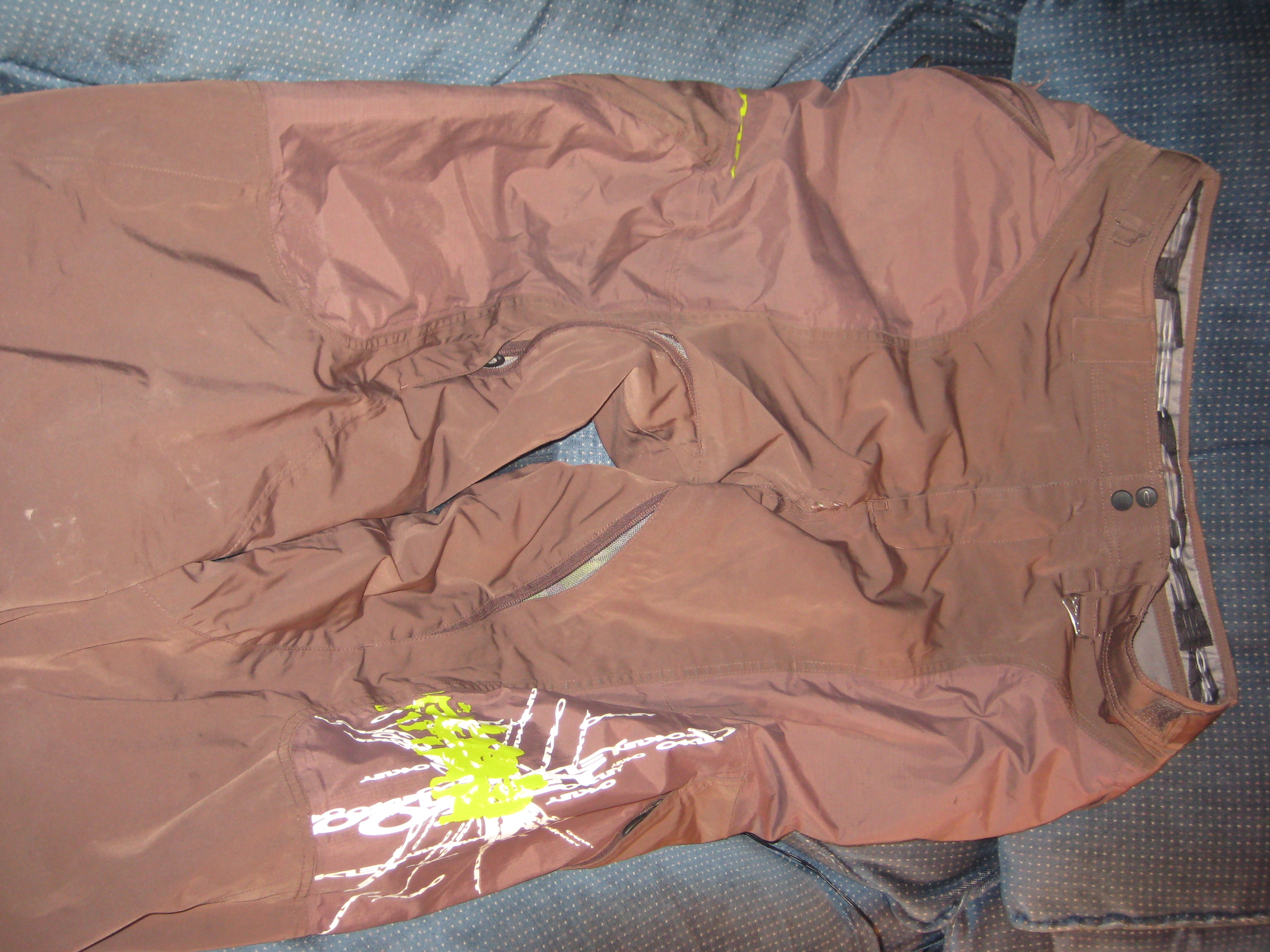 Oakley Pants Brown
