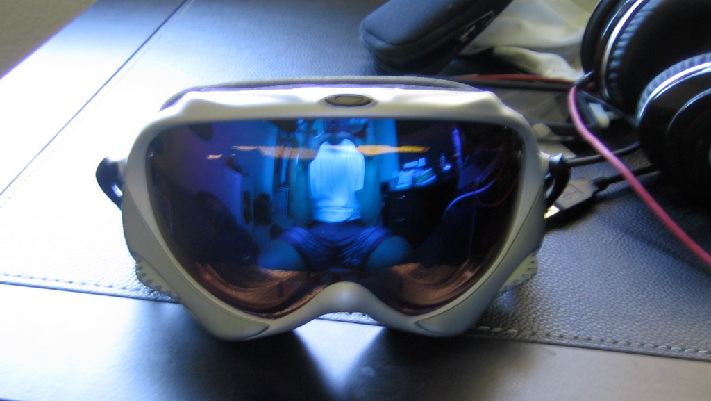 Oakley Wisdom Goggles w/ blue iridium lense
