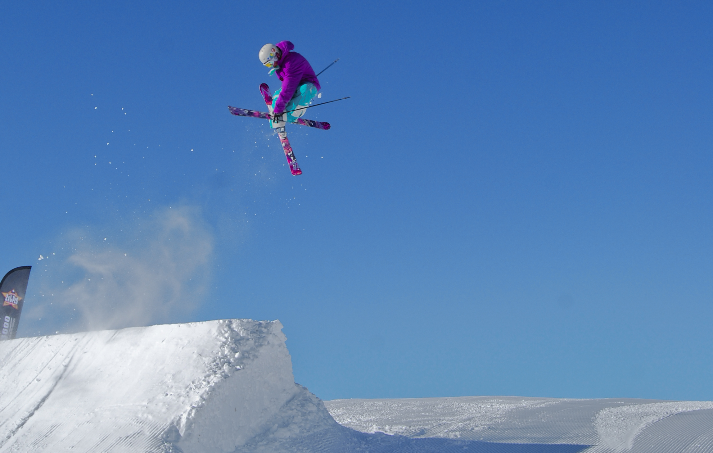 Octo Grab on the Slopestyle