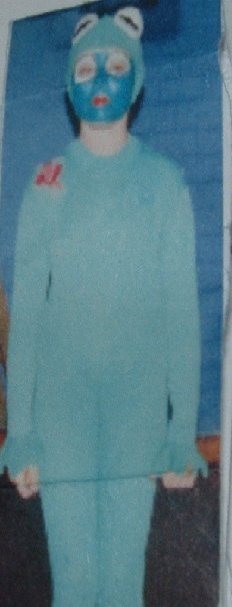 OMG WHAT IS WRONG WITH HER