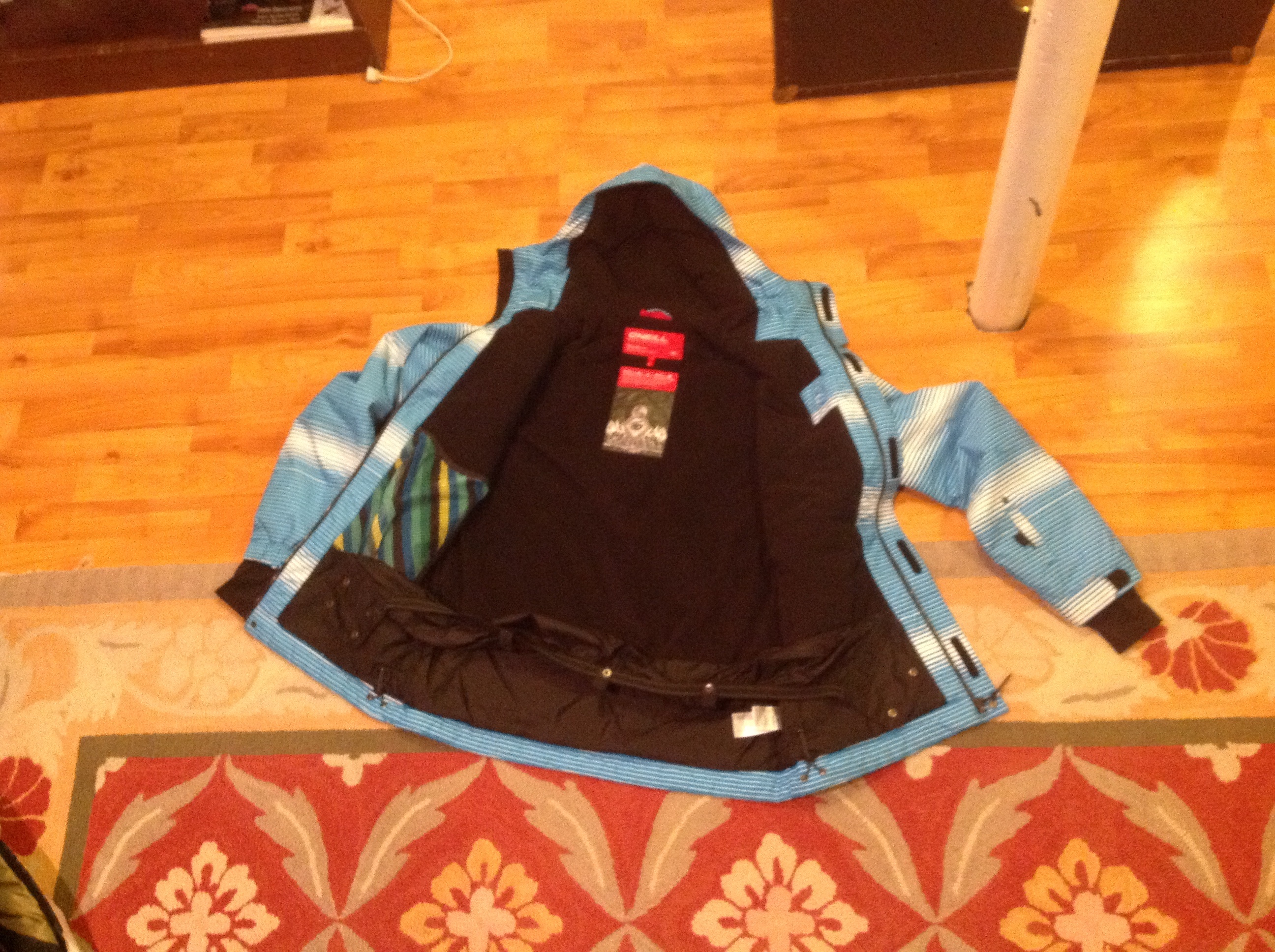 O'Neill jacket inside 