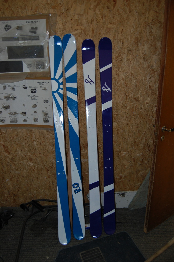 Painted skis