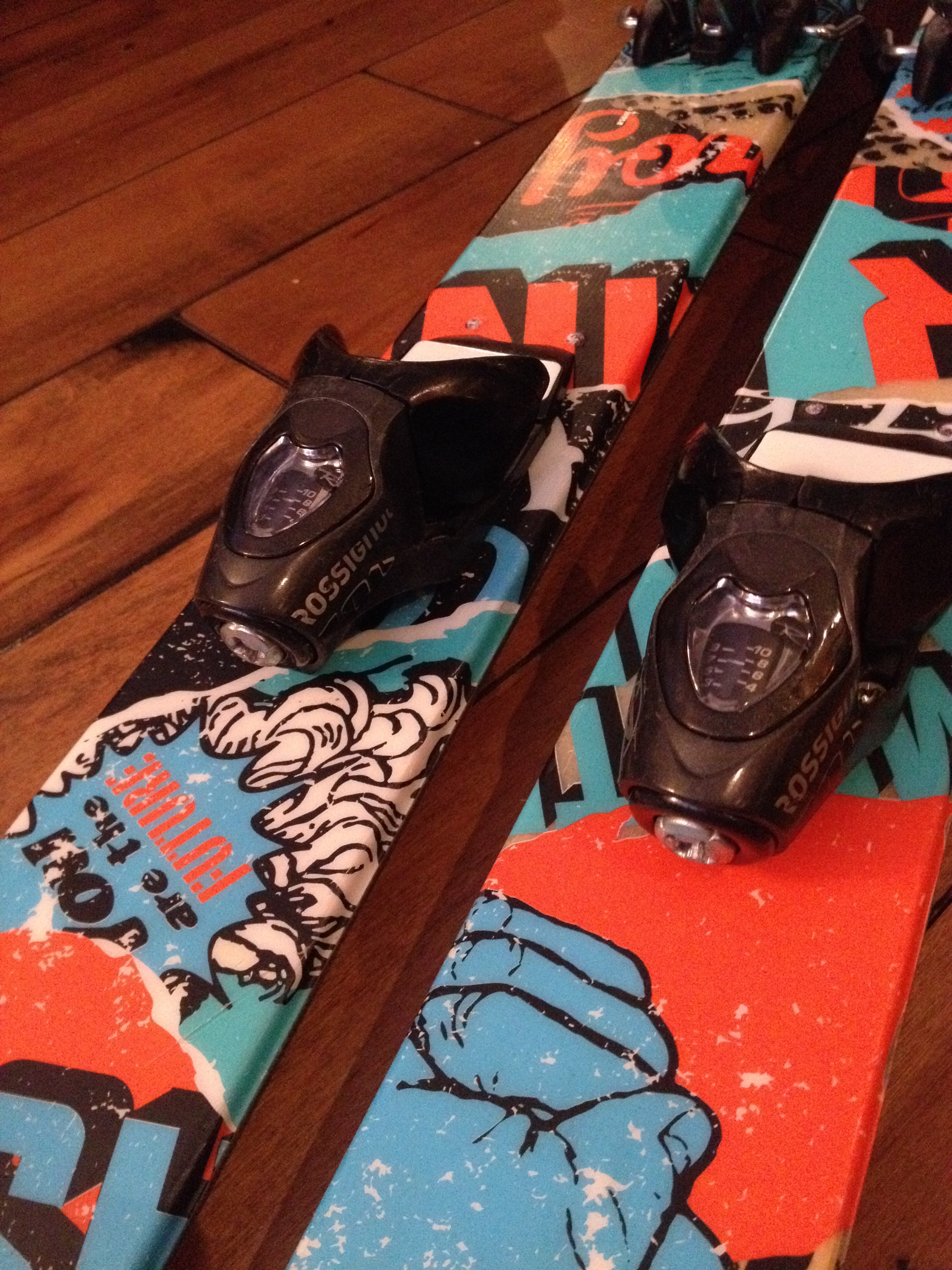 Pair of 2011/2012 Line Mastermind twin tip skis size 157