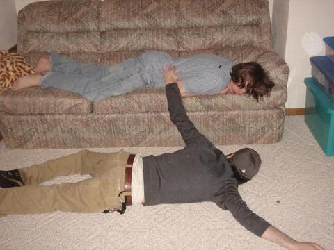 passed out maybe dead