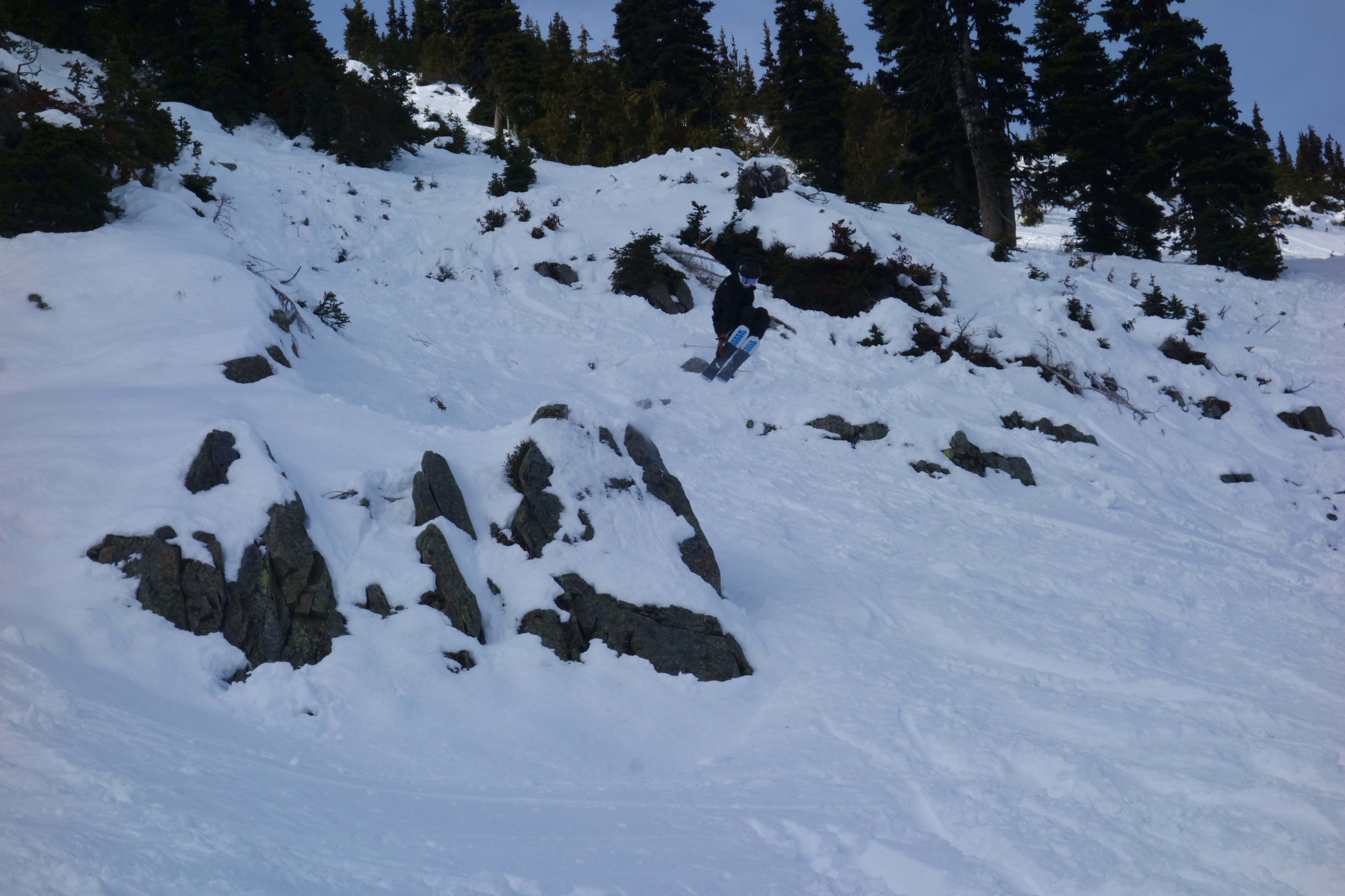 peeride skiing