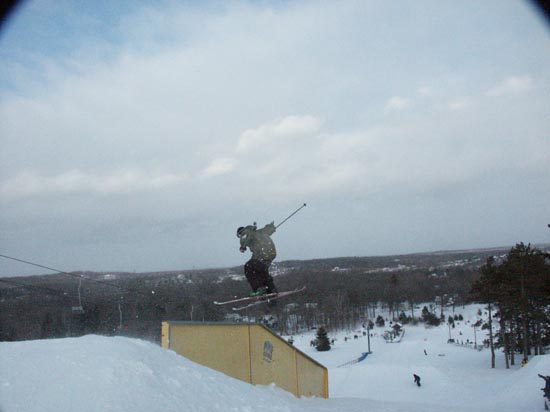 pete gaping the flat-down rail