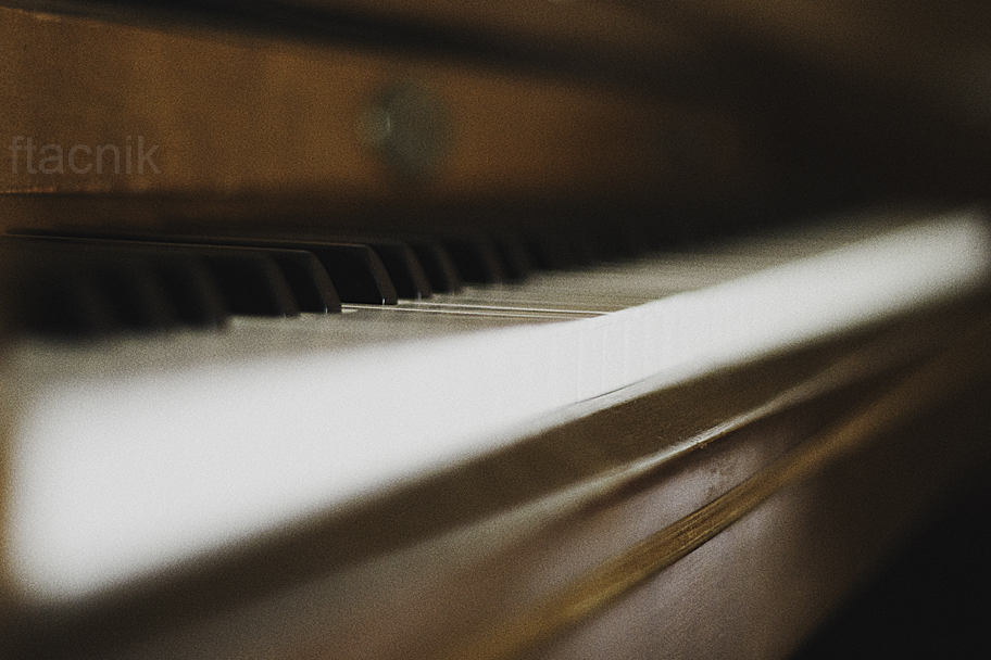 Photo Contest Week 23 Redo